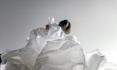 FormBodyMaterials av Olga Regitze Dyrløv Høegh & Yohei Hamada
