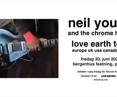 neil young and the chrome hearts - love earth tour