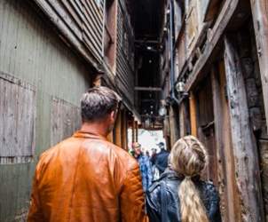Thumbnail for Guided tours of the city