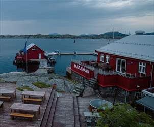 Thumbnail for Explore the region