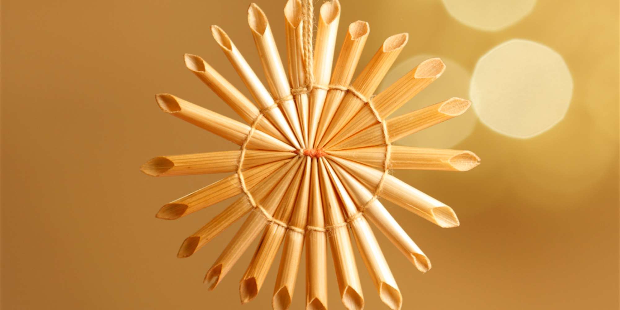 Christmas decoration in straw