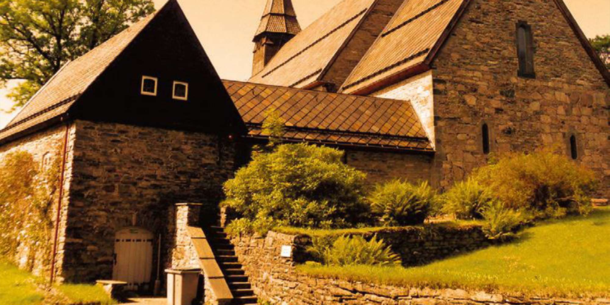 Austestad - heimflytta visekunstnar med band