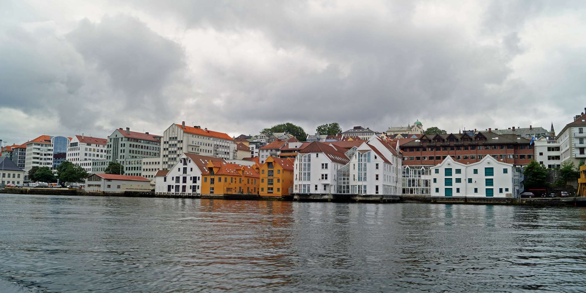 Discover Bergen by boat – a great way to see the historical sights