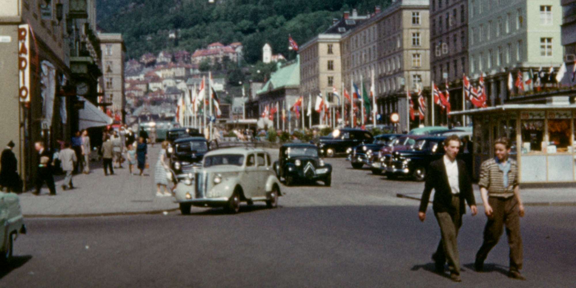 BERGEN - I ALL BESKJEDENHET