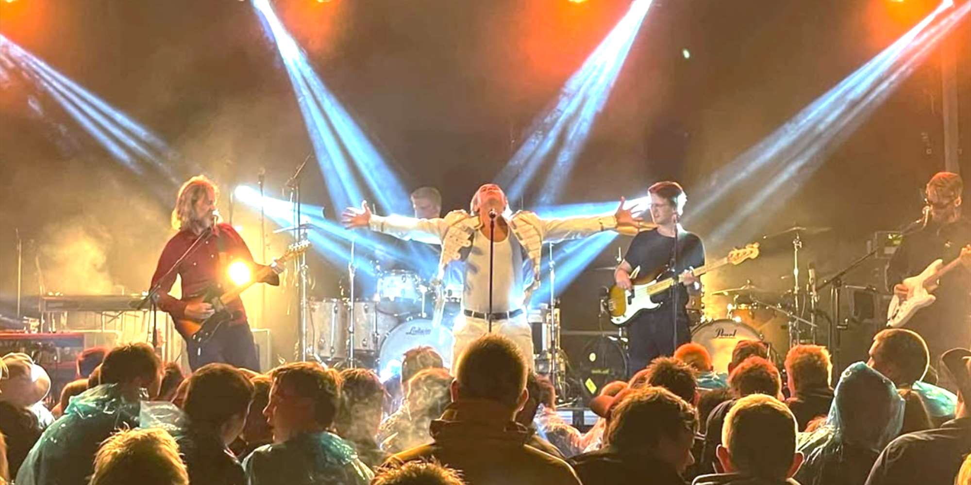 Bryggedans med Queen Tribute Show