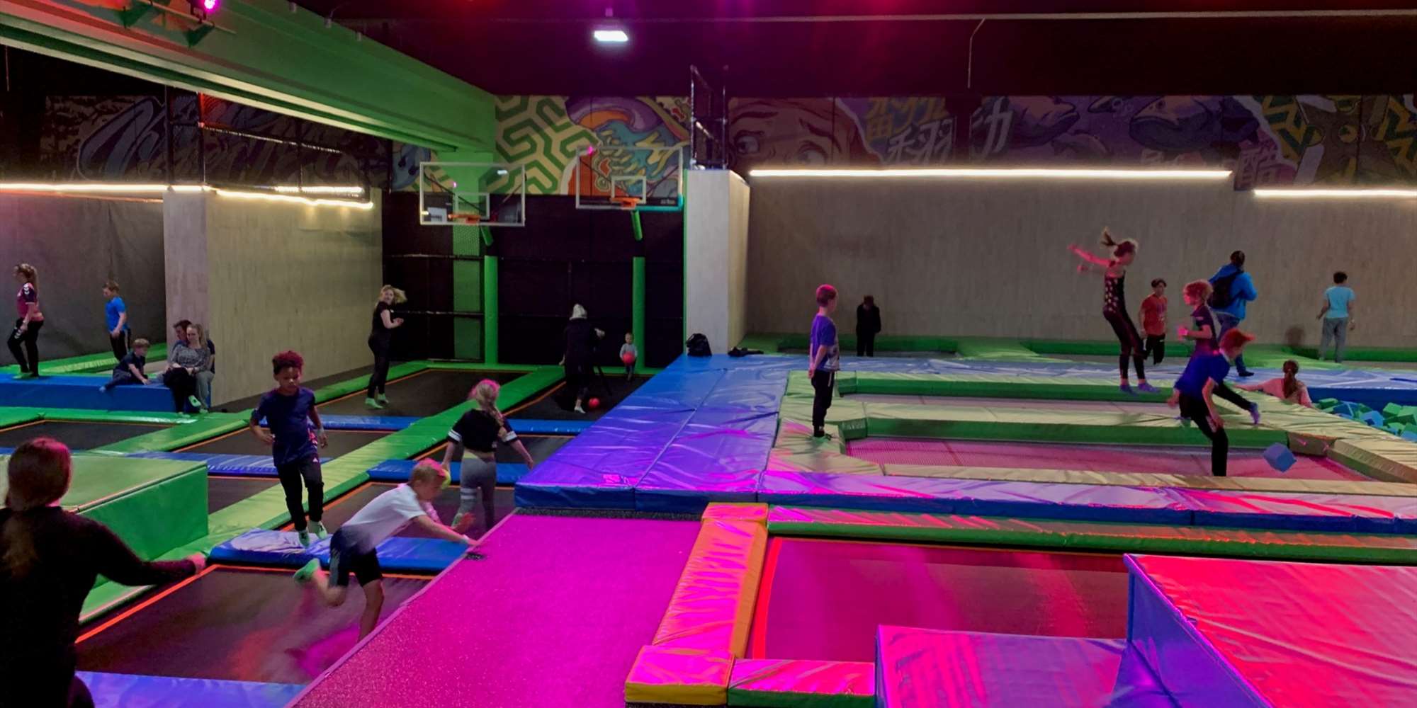 Cheap trampoline outlet park