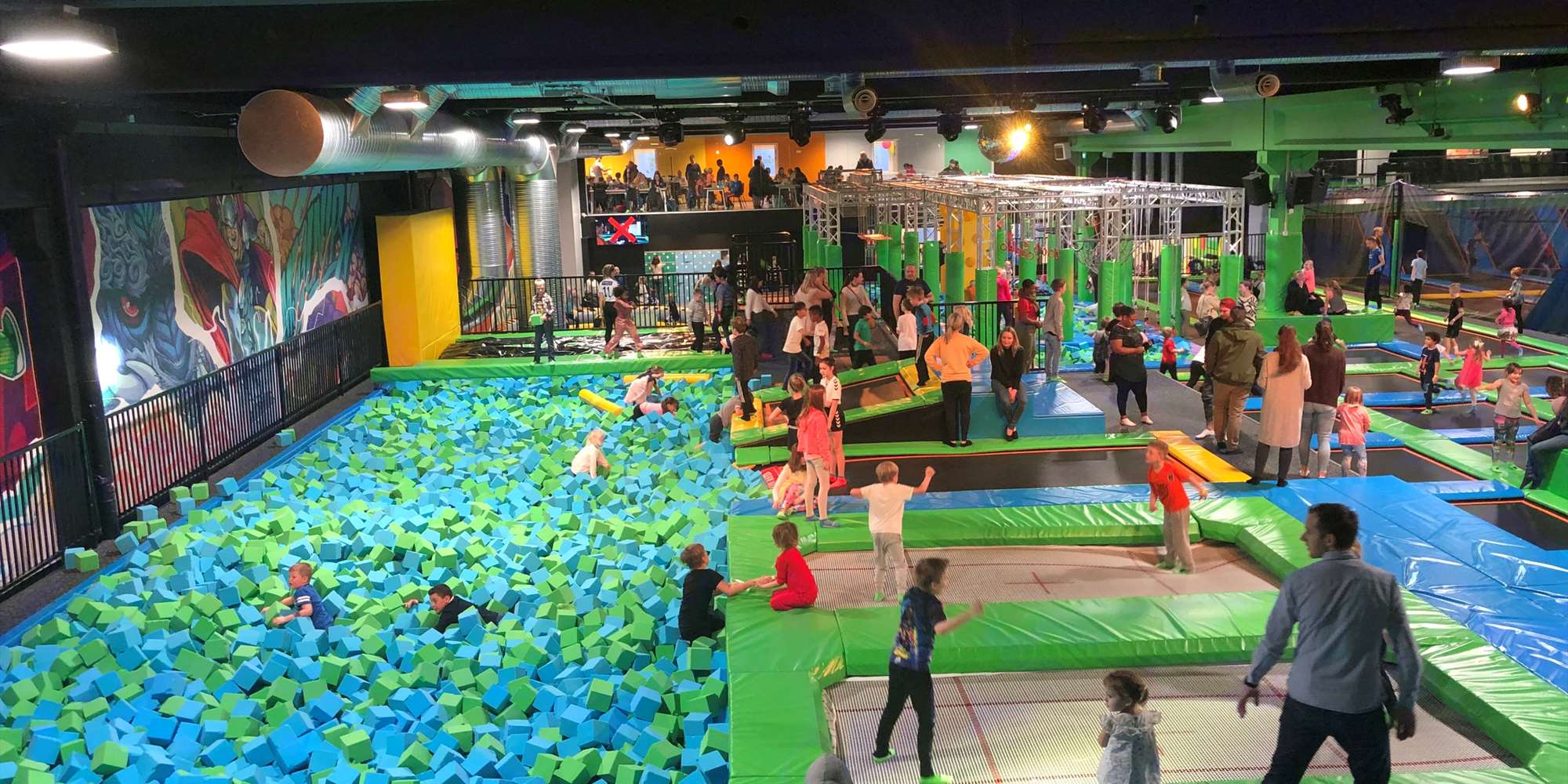 Humanistisk Æble transfusion FlipZone Trampoline park - visitBergen.com