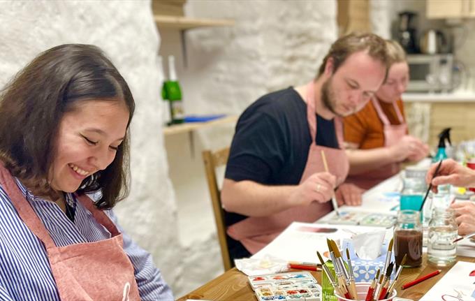 Course is designed for both beginners and those that already painted with watercolor