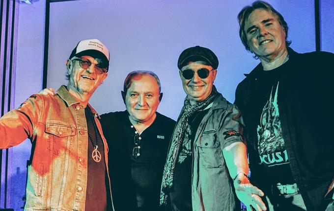 REGNBYEN BLUES BAND - ETTERMIDDAGSBLUESEN