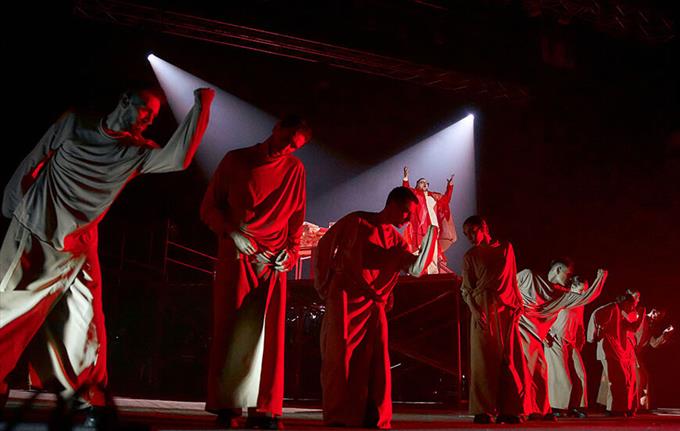 RED [RENAISSANCE] - 15/5 KL. 18:00