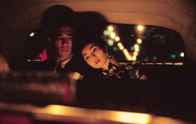 HUFF: IN THE MOOD FOR LOVE - 10/11 KL. 19:00