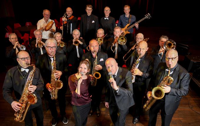 Nyttårsball – med Oldtimers Big Band // Oseana