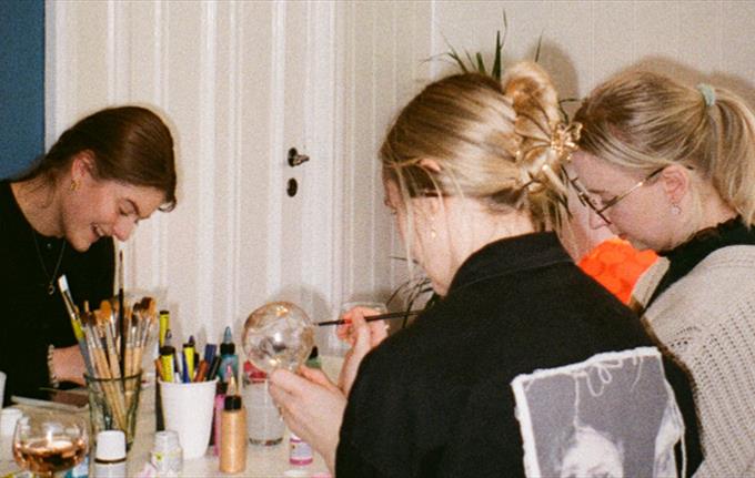 Sosialkveld: Glassmaling | Mal din egen julekule