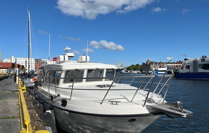 36 foot boat for rent for charter