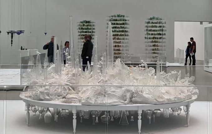 Artist talk: Beth Lipman