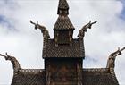 Die Drachenköpfe in der Stabkirche Borgund