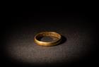 A gold ring at the exhibition Below ground at Bryggens Museum