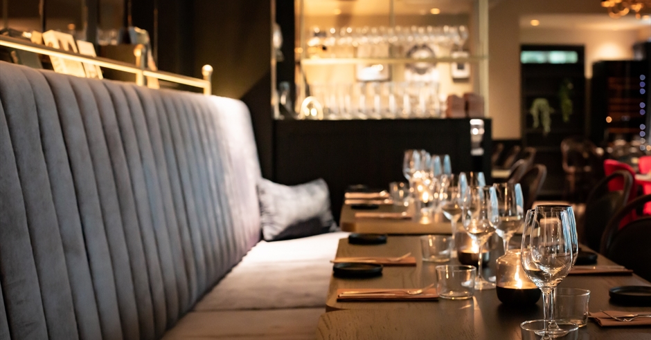 Le Mathis Le Mathis Bistro - Places To Eat & Drink in Bergen